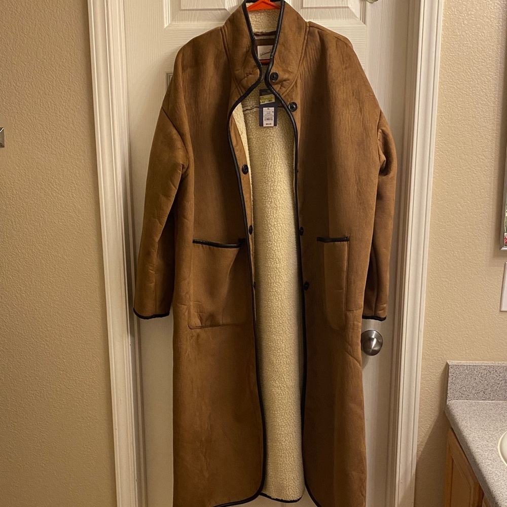 Universal Thread Women's Brown Trench Coat with Cream Sherpa Lining